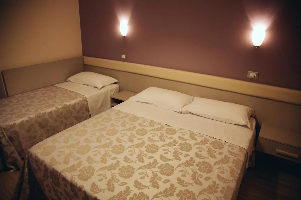 Hotel Astor B&B Lido di Classe