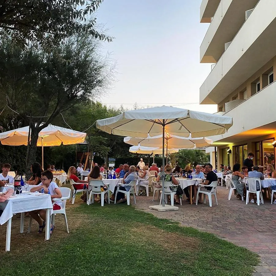 Hotel Astor B&B Lido di Classe Itálie