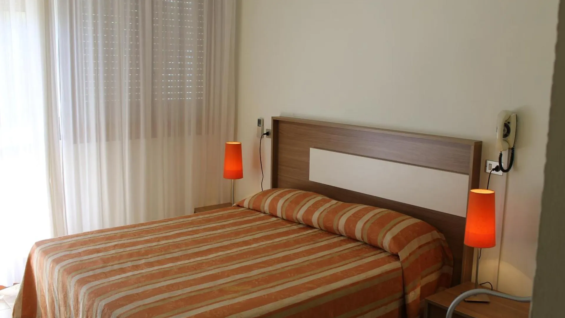 Hotel Astor B&B Lido di Classe