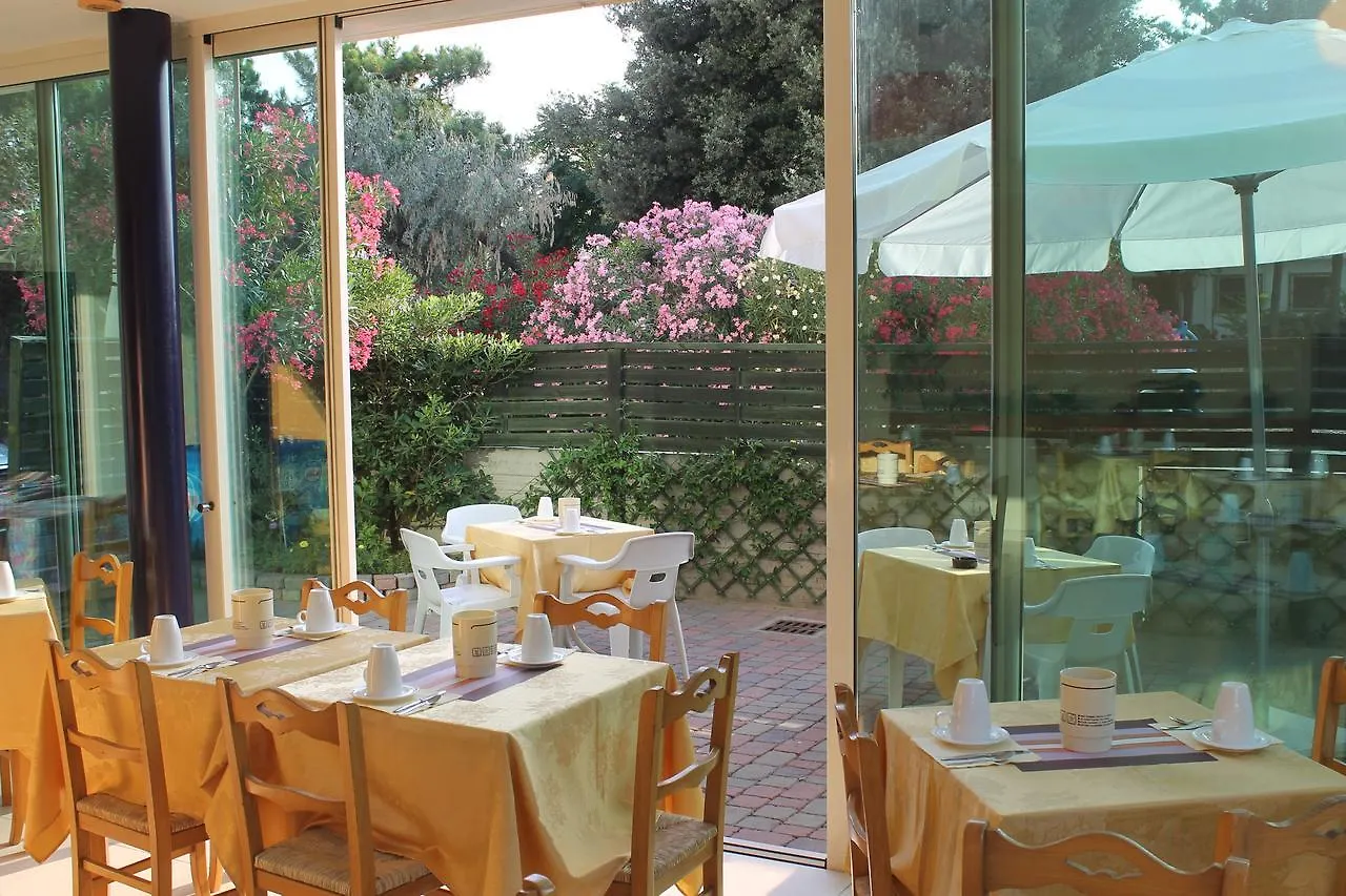 Hotel Astor B&B Lido di Classe