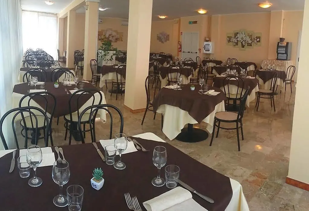 Hotel Astor B&B Lido di Classe