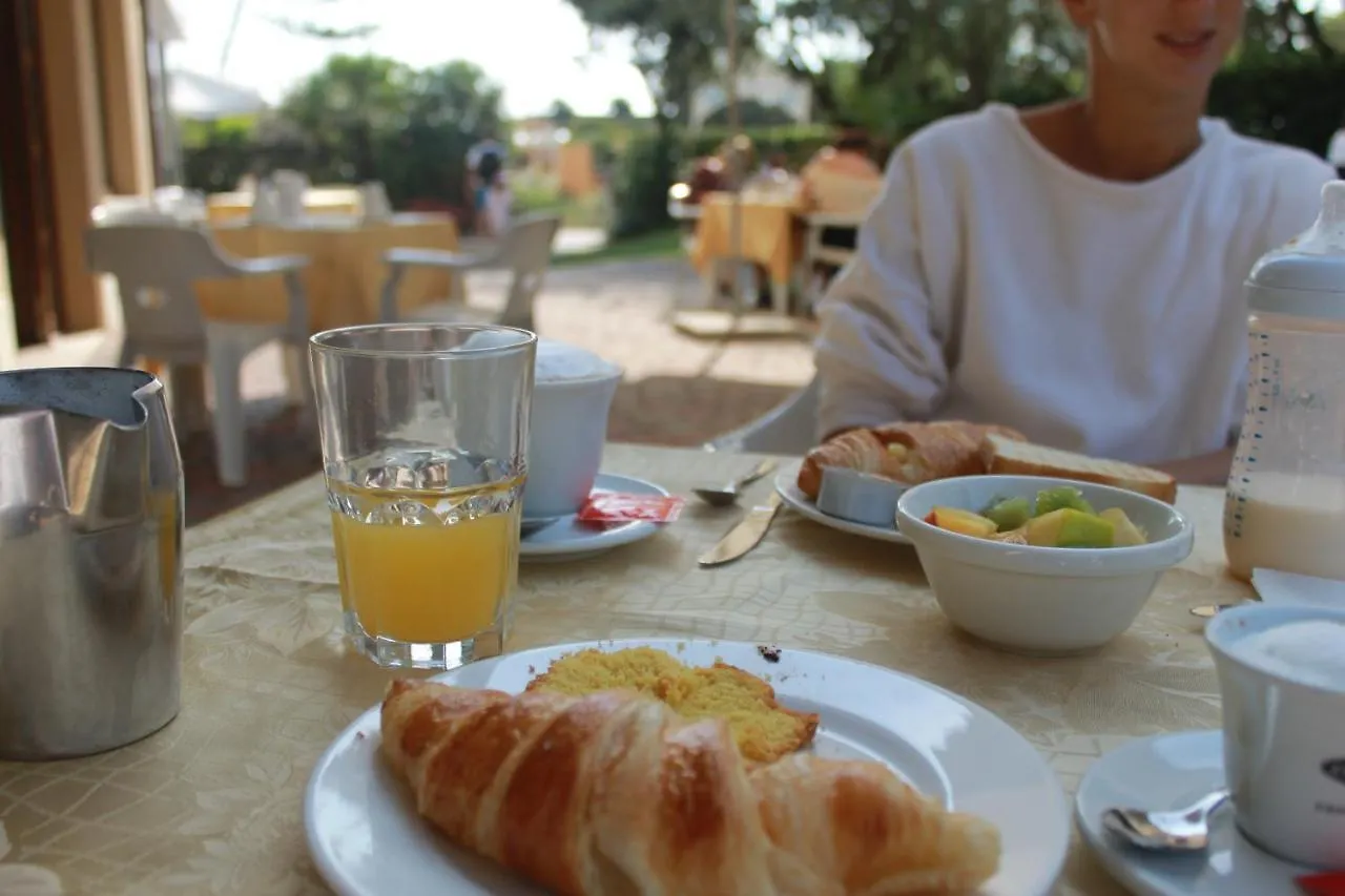 Hotel Astor B&B Lido di Classe