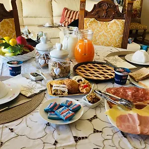 Voce Del Mare - Sea View- Airport Bed & Breakfast