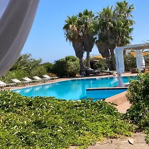 Le Lanterne 3* Pantelleria